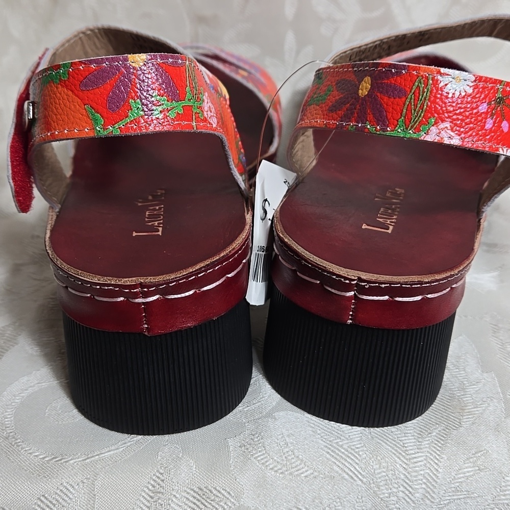 Laura Vita Women's Floral Clog Sandals - Red and Orange NWT - Picture 5 of 8